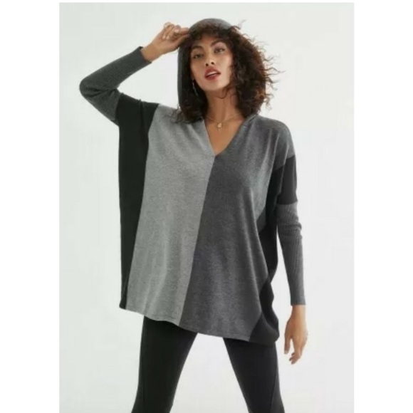 Cabi Black & Gray Dakota Hooded Pullover Sweater Style 4037